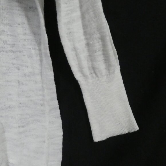 JERSEY By JACOB | medium | Knit White Cotton Lightweight Long Sleeve Sweater - Picture 15 of 16